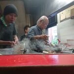 ラーメン二郎 - 2019.12.16 AM8:16 オヤッさんの様子！