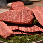 うし松 - 本日のお肉