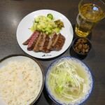 牛たん炭焼き 利久 - 牛たん定食とジンジャーエール