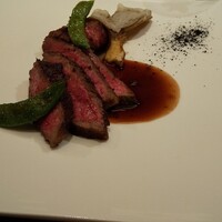 コンヴィヴィアリテ・イチノセ - 上州牛のステーキ赤ワインソース