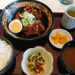 Fuji Kantori-Kanikurabu - どて煮込み定食