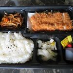 とんかつ&ハンバーグ たくとみ - ヒレかつ弁当