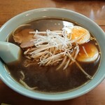 Sam Pou - ラーメン ¥500