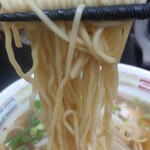 うぐいす - ストレート中麺は、広島の馴染みの麺です。