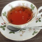 カフェ・アカリ - 食後の紅茶は、+100円