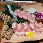 和牛 まつした - ●おまかせｺｰｽ9000+ｺｰｽﾎﾙﾓﾝ500+ﾄﾛﾀﾝﾕｯｹ2500+和牛ｼｸﾞﾚ煮500+生B 780X2+ｽﾊﾟｰｸﾘﾝｸﾞﾜｲﾝ5000=19,060円 2020年01月