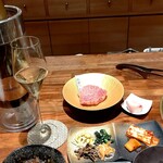 和牛 まつした - ●おまかせｺｰｽ9000+ｺｰｽﾎﾙﾓﾝ500+ﾄﾛﾀﾝﾕｯｹ2500+和牛ｼｸﾞﾚ煮500+生B 780X2+ｽﾊﾟｰｸﾘﾝｸﾞﾜｲﾝ5000=19,060円 2020年01月