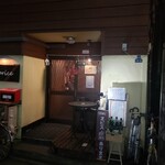 カプリス - 店舗外観