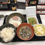 Yoshinoya - ハムエッグ納豆定食405円、変更しじみ汁102円