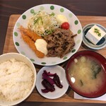 Ishokuya Nana - サービスランチ