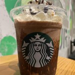 STARBUCKS COFFEE - チョコレートwithアーモンドプラリネフラペチーノ