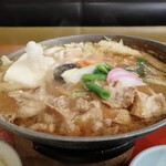 和風料理　金比羅亭 - みそ煮込みうどんです。(2020年1月)