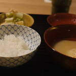 松川 - 炊きたてご飯(ジャコ、生からすみ、いくら、海苔)とお雑煮