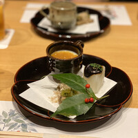 ふじ原 - 待つ事30分以上で出てきた先付