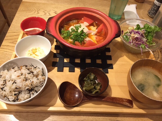 おぼん De ごはん 三宮オーパ2店 三宮 神戸新交通 定食 食堂 食べログ おぼん De ごはん 三宮オーパ2店 三宮 神戸新交通 定食 食堂 食べログ