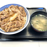 吉野家 - 牛丼(大盛)¥563(税込)+みそ汁¥71(税込)