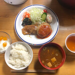 燕山荘 - 夕飯（着席時）