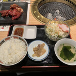 Sumibiyakiniku Muteki - 