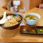 支那蕎麦屋 藤花 - 