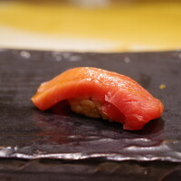 江戸前 鮨 服部 - 鮪中トロ