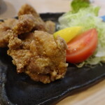 居酒屋 笑びす - 鶏の唐揚げ