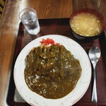 中華料理 久喜 - カツカレー（みそ汁付き）