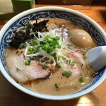 愚直 - とんこつラーメン＋味玉