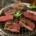 焼肉笑家 - 