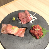 近江うし 焼肉 にくTATSU 青山本店 - 