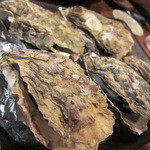 牡蠣と魚 海宝 高田馬場店 - 焼き牡蠣5個