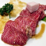 東海苑 - 上ハラミは適度な脂身で甘みがありました。