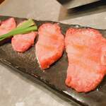 焼肉 チョモランマ - 