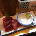 Bampaiya - マグロ刺し２００円