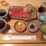 手打ちそば くるみの木 - 肴(牛たたき)と蕎麦以外が入場❗