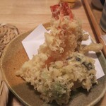 手打ちそば くるみの木 - エビ×２、ふきのとう、なす、かぼちゃ、まいたけ、さつまいも！