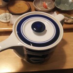 手打ちそば くるみの木 - 蕎麦湯は急須で出てきやす。