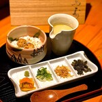 鮮鶏 鳥寿 - 鶏スープ茶漬け