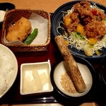 Shinjuku Saboten - 彩り油淋鶏御膳(1280円＋税)