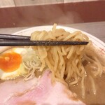 煮干結社 鹿道山 - 麺アップ