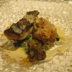 リストランテ サクラ - 真鯛と白子　明太子入りの里芋のマッシュ　玉ねぎとケッパーのピクルス