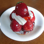 フランス焼菓子 シャンドゥリエ - タルト･オ･フレーズ