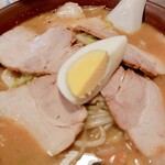 Chiyuukatsukemendaiou - 味噌チャーシュー麺