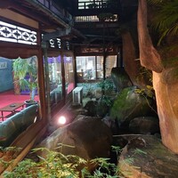 鯛よし百番 - 中庭