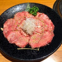 焼肉 しんうち 神楽坂 - 