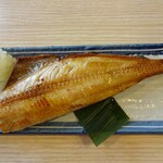 丸冨水産 - ホッケ焼き