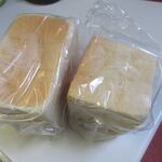 ラ・パン トルチェ - この日買ったパンはSとMの２種類。