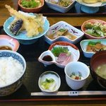 二合半 - ランチ1050円