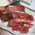 黒毛和牛焼肉ビーファーズ 岸和田牧場 - 