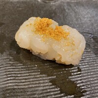 秀徳 2号店 - 富山産白海老カラスミをのせて