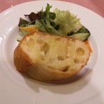 良麻 - サラダ＆パン